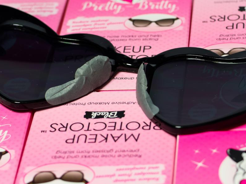 Glam Hold Glasses Grips